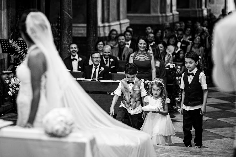 Fotografo di matrimoni Leonardo Scarriglia (leonardoscarrig). Foto del 13 dicembre 2019