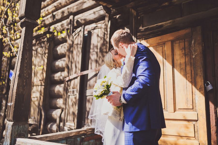 Wedding photographer Andrey Zhvakin (andy-z-z). Photo of 12 June 2014