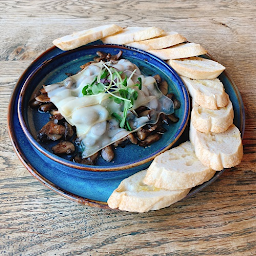 Mushroom confit with Trappist cheese