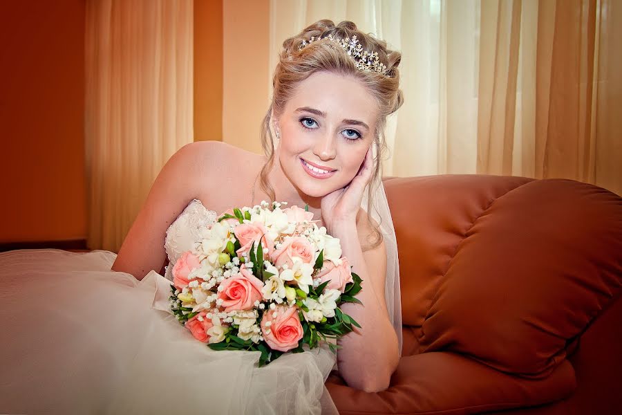 Wedding photographer Oksana Deynega (deinegastudio). Photo of 15 March 2015