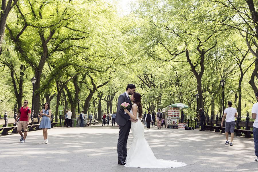 Wedding photographer Tobias Guldstrand (guldstrand). Photo of 30 March 2019