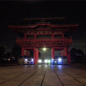 ヴォクシー ZRR80W