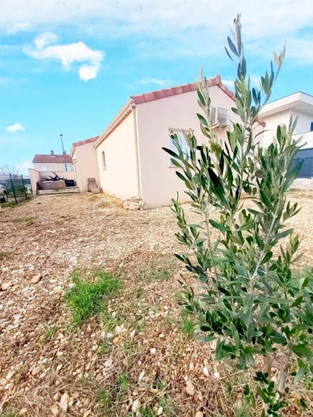 Vente villa 5 pièces 74 m² à Bollene (84500), 235 000 €