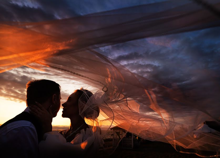 Fotógrafo de casamento Zhanna Samuylova (lesta). Foto de 28 de fevereiro