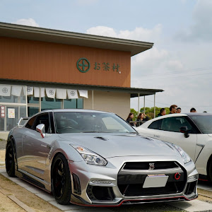 NISSAN GT-R R35