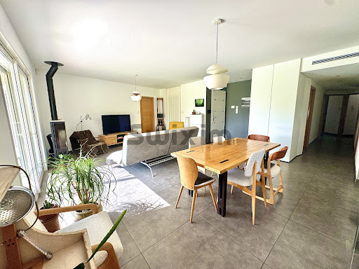 Villa with pool 5