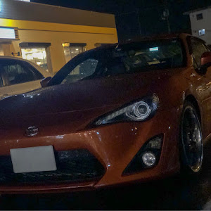 86