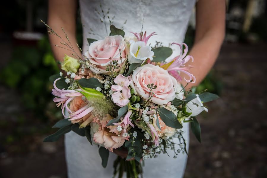 Fotografo di matrimoni Lory Van Der Neut (vanderneut). Foto del 25 febbraio 2019