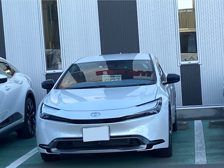 軽自動車好きさんが投稿した新型プリウス・新型クラウンに関するカスタム事例の投稿画像1枚目