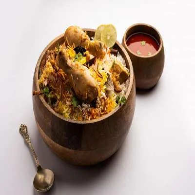 Chicken Hyderabadi Dum Biryani