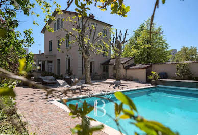 House with pool and garden 2