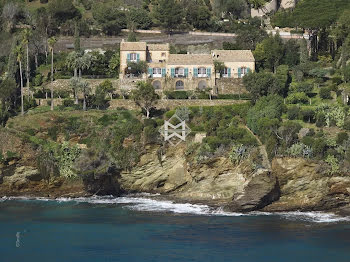 villa à Rayol-Canadel-sur-Mer (83)