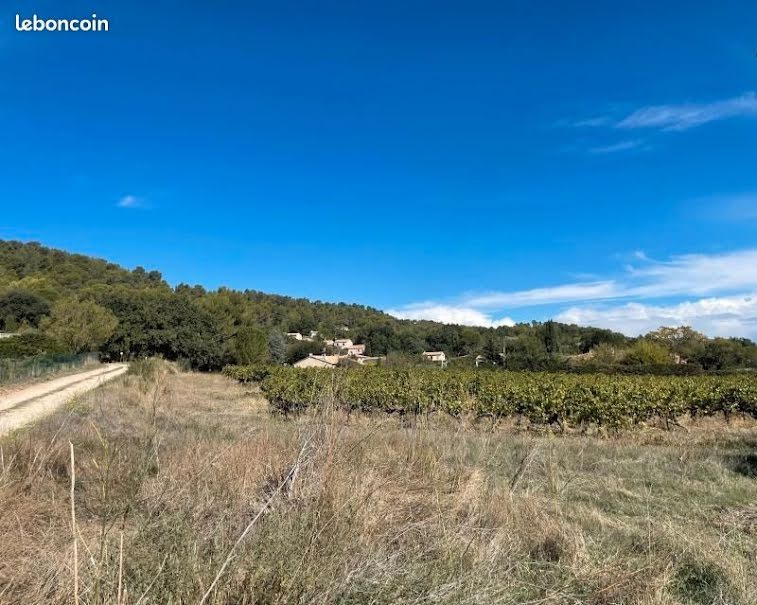 Vente terrain  930 m² à Villelaure (84530), 234 900 €