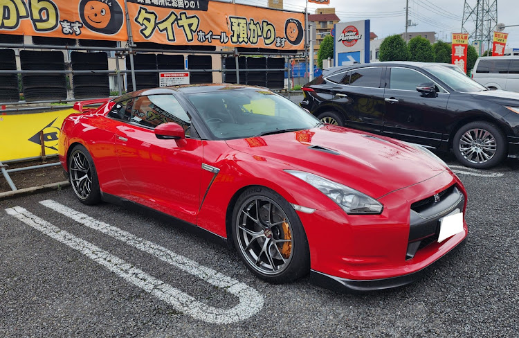 NISSAN GT-Rのヨシさんが投稿したカスタム事例の投稿画像1枚目