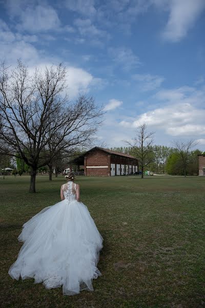 Wedding photographer Andrea Valsecchi (andrewvalsecchi). Photo of 3 April 2020