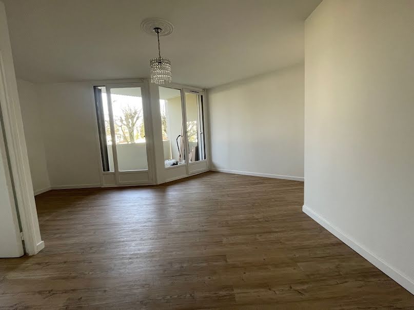 Location  appartement 2 pièces 48.98 m² à Franconville (95130), 940 €