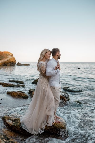 Wedding photographer Ekaterina Trifonova (trifonova). Photo of 3 August 2023