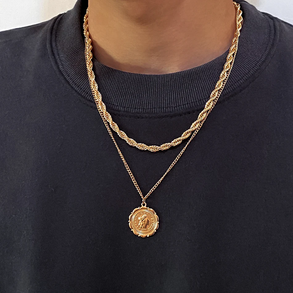 Persoonlijke hennepbloemenketting voor heren, een uniek accessoire dat natuurlijke ontspanning en jouw stijl combineert.