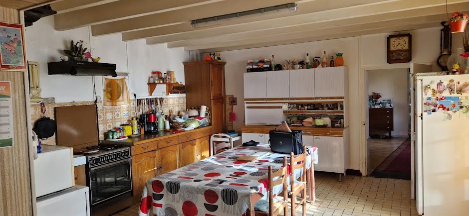 Vente maison 7 pièces 176 m² à Jarnac (16200), 138 125 €