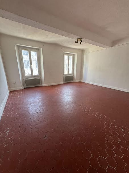 Location  appartement 1 pièce 35.4 m² à Les Arcs (83460), 495 €