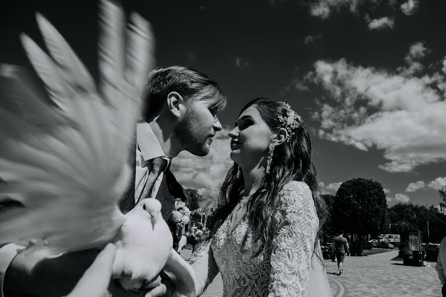 Fotografo di matrimoni Anna Zhovner (nushkeen). Foto del 28 luglio 2022