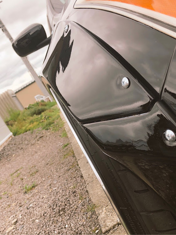 スカイラインクーペの車高調整・ワイトレ・エアサス・スタンス・V36スカクーに関するカスタム事例の投稿画像1枚目
