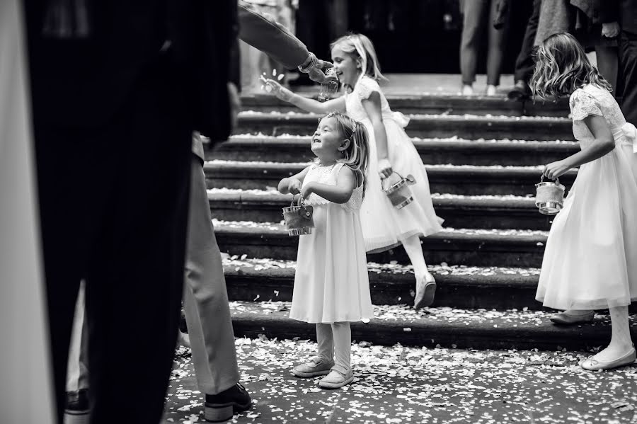 Wedding photographer Laura Crouchley (lauracrouchley). Photo of 10 July 2019