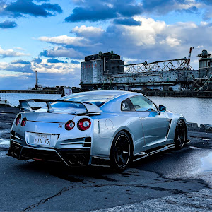 NISSAN GT-R R35