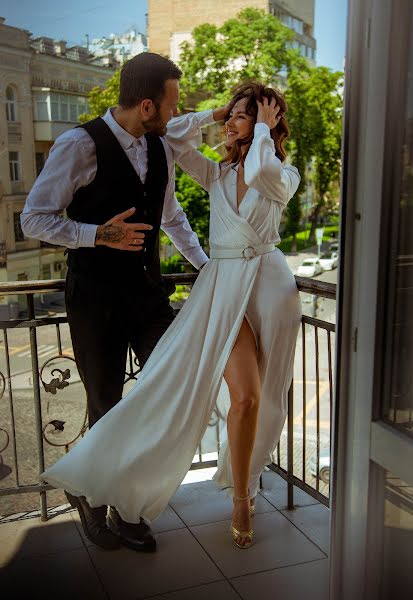 Fotógrafo de casamento Oksana Ivanova (oksanaivanova). Foto de 2 de junho 2023