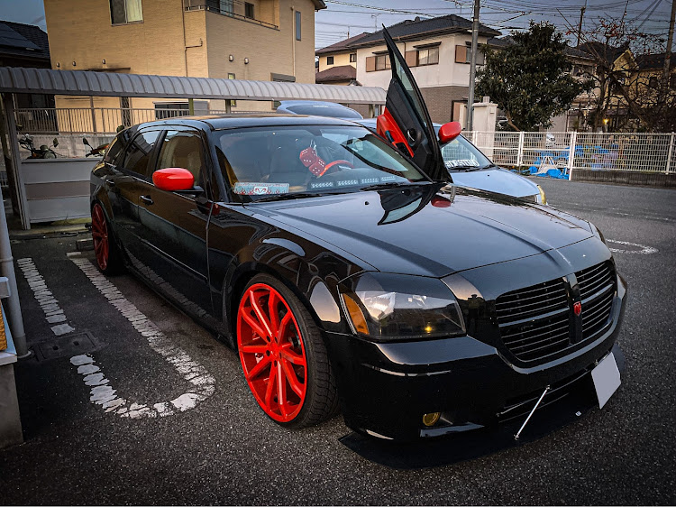 マグナムのDIY・アイライン・N-kazu・ダッジマグナムに関するカスタム事例の投稿画像2枚目