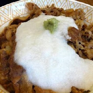 すき家SUKIYA日本平價牛丼