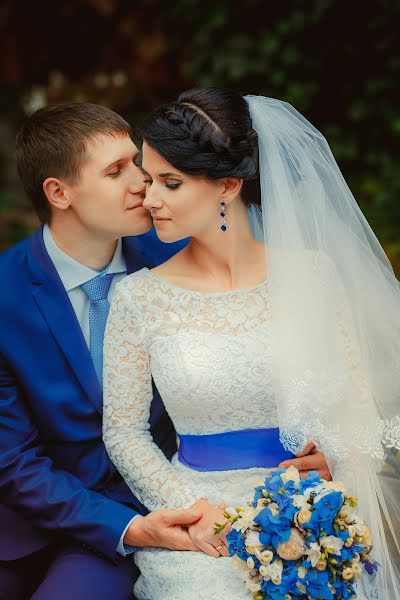 Fotógrafo de casamento Yuliya Kurkova (kurkova). Foto de 18 de março 2016