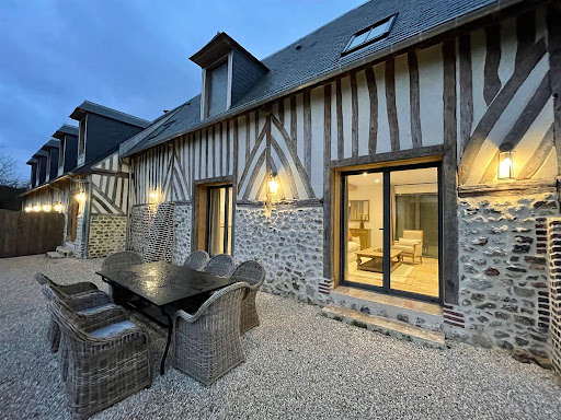 Seaside house with garden 1
