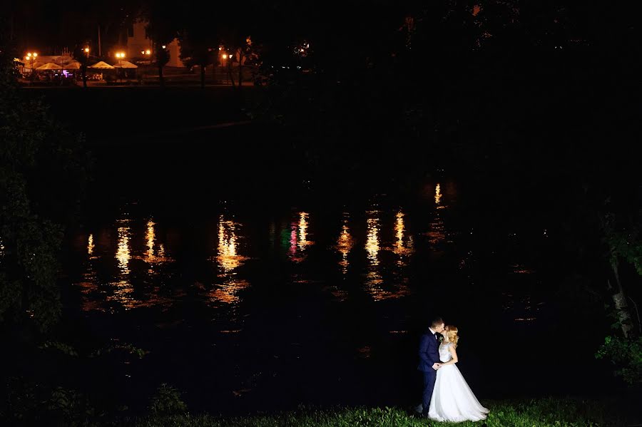 Fotografo di matrimoni Yuriy Luksha (juraluksha). Foto del 7 dicembre 2016