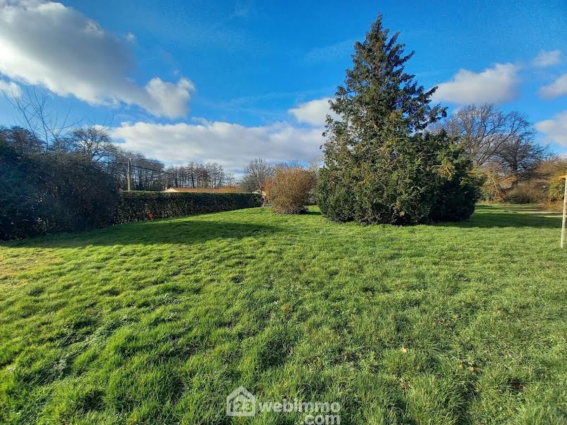 Vente terrain  610 m² à Beaulieu-sous-la-Roche (85190), 77 500 €