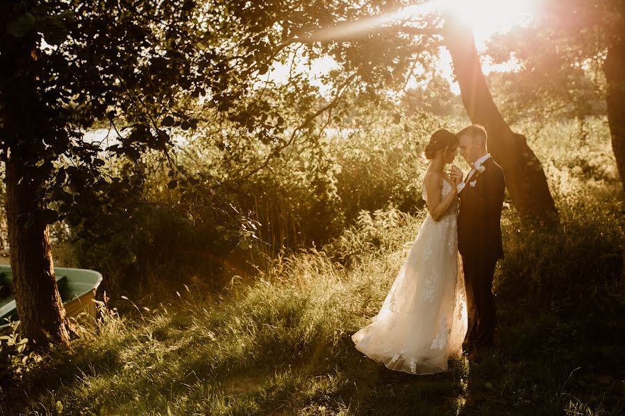 Fotografo di matrimoni Aleksandra Andreszak (qnjl07y). Foto del 2 ottobre 2021