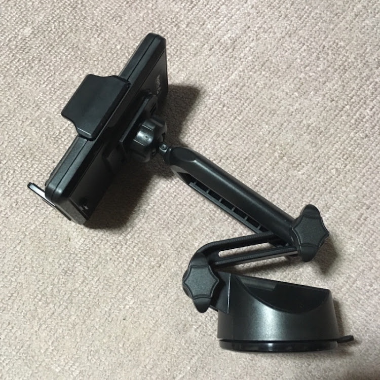 スイフトのスマホホルダー・Aukey・スイフト・スイフトZC71Sに関するカスタム事例の投稿画像2枚目