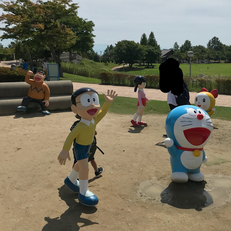 ヴェルファイアのヴェルファイア・ドライブ・公園・ドラえもん・遊具に関するカスタム事例の投稿画像2枚目