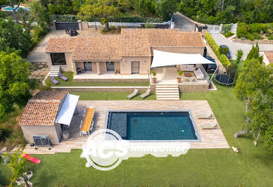 Villa 4