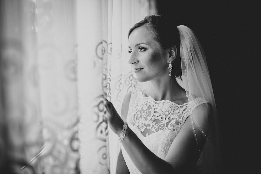 Wedding photographer Tomasz Okupny (swiatlokolorowi). Photo of 24 August 2016