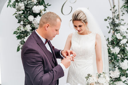 Wedding photographer Olga Kharskaya (bezga767). Photo of 1 March