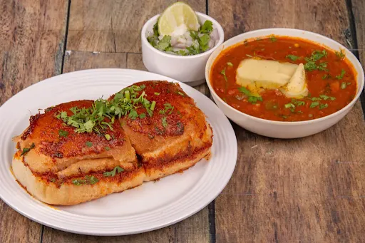 Bhaji With Masala Pav (Cooked In Amul Butter)