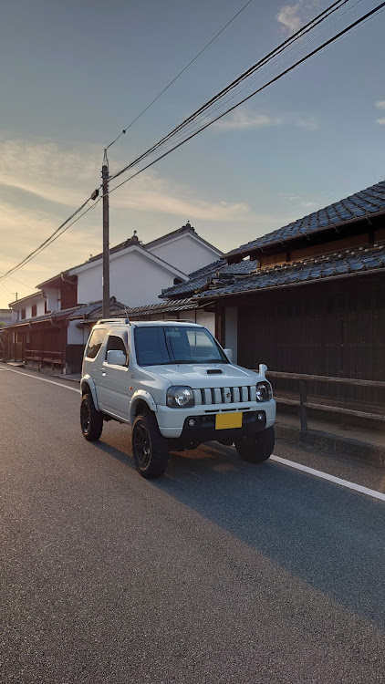 ジムニーの四駆・夏季休暇・海・城下町・軽自動車に関するカスタム事例の投稿画像1枚目