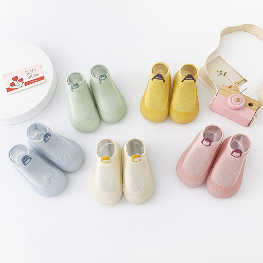 Title 5, Childrens Indoor Soft Bottom Breathable Woven ...