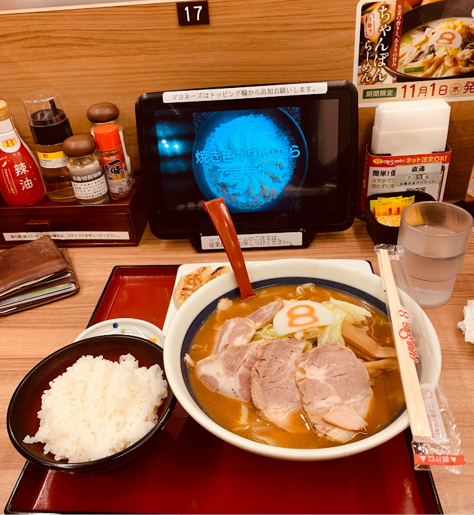 ハイゼットトラックの皆様お疲れ様です・皆様の優しさに感謝・旅巡業🧳・デコトラ大好き・平和🕊️の大切さ🙏🙏に関するカスタム事例の投稿画像4枚目