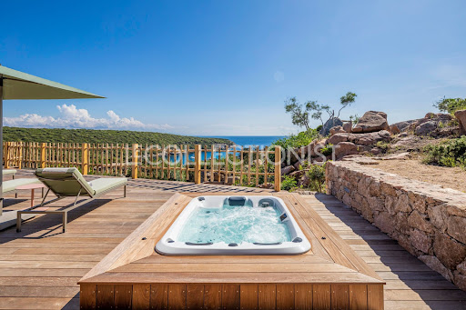 Seaside house with pool 5