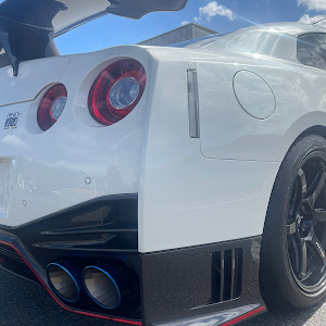 NISSAN GT-R R35