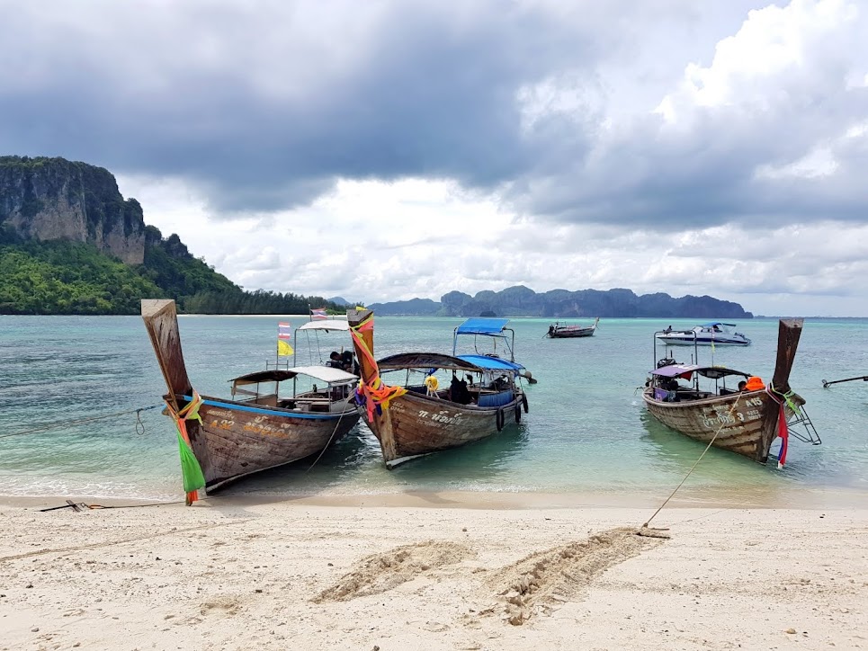 4 Islands tour by private long-tail boat from Ao Nang - Koh Poda (Poda Island), Koh Gai (Chicken Island), Koh Tup and Koh Mor (Tup Island) and Phra Nang Beach on Railay Peninsula