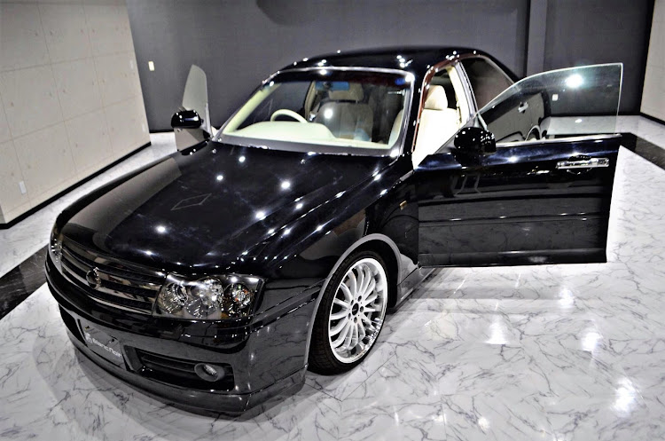 BlancNoirさんが投稿した車紹介・車屋・カスタム・オールペンに関するカスタム事例の投稿画像6枚目