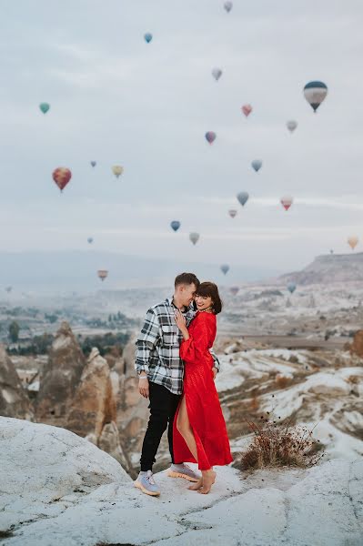 Fotografo di matrimoni Adrian Bubicz (bubiczlbn). Foto del 9 novembre 2021